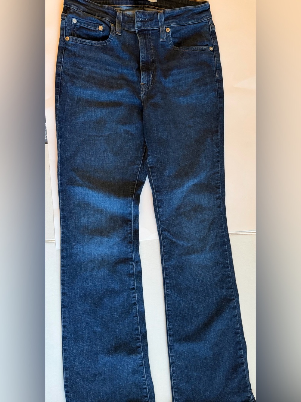 Levi's Women's 725 High Rise Bootcut Jeans Size 29